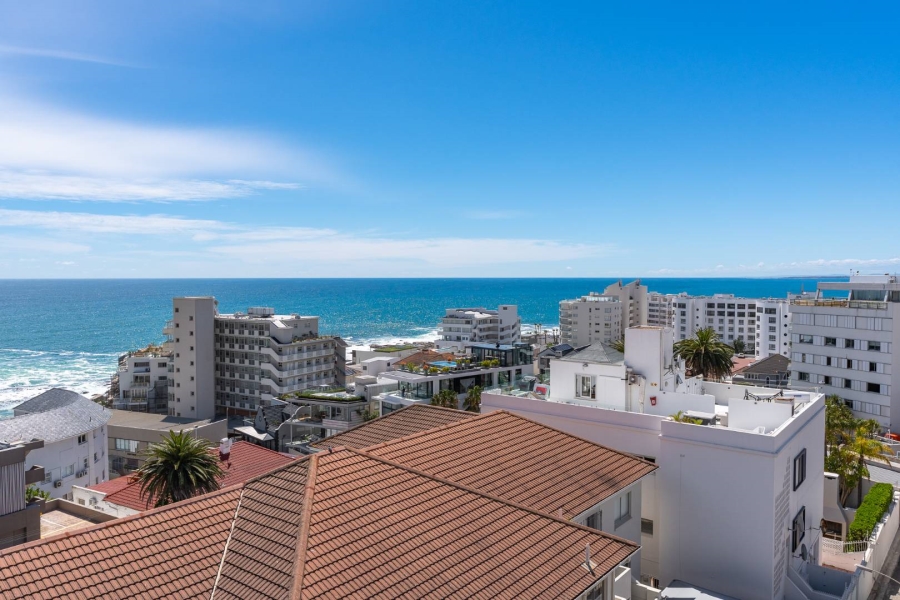 4 Bedroom Property for Sale in Bantry Bay Western Cape